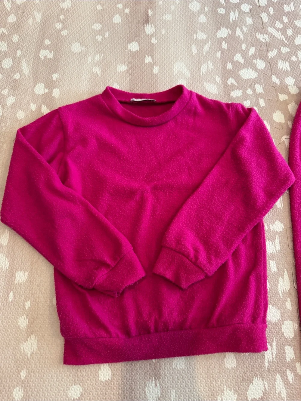 Cheryl Creations Girls Hot Pink Matching Sweatshirt & Jogger Set Size 5 Cozy